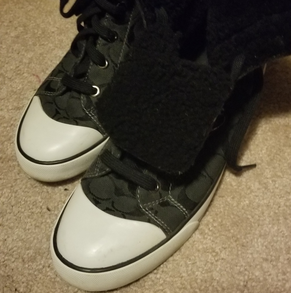 Coach chucks